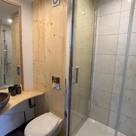 Tignes, 1 Piece, 4 Personnes - Fr-1-502-184 Apartment *
